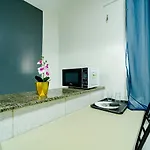 Flat Com Wi-Fi A Poucos Metros Do Aeroporto