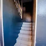 Flat Com Wi-Fi A Poucos Metros Do Aeroporto